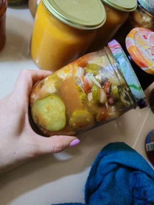 Огурцы маринованные